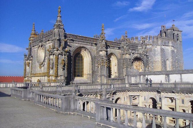 Knight Templar's order in Portugal - private tour - Road comfort and private format (what you’ll feel on the day)