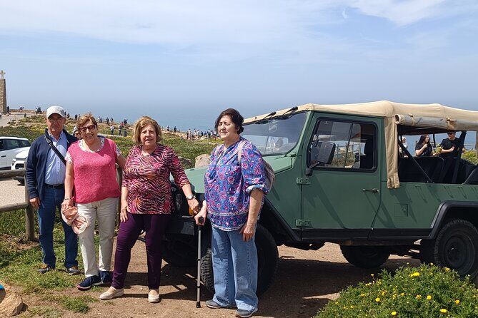 Private Tour in Sintra and Cascais by Jeep - Stop 2: Sintra’s historic center and Casa da Piriquita sweets