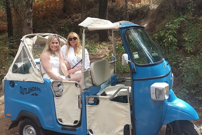 Private Tuk Tuk Tour around Sintra - A private tuk tuk loop through Sintra’s highlights