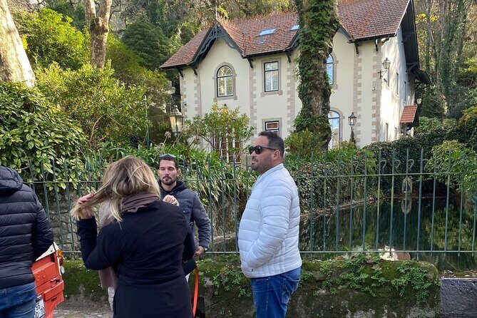Private Tuk Tuk Tour around Sintra - Guides who keep the day on track when weather changes