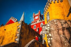 Romantic & Stylish Sintra Self-Drive Tour – Explore All Monuments - The route logic: Moorish Castle first, then Pena and Regaleira, ending at Monserrate and Azenhas do Mar