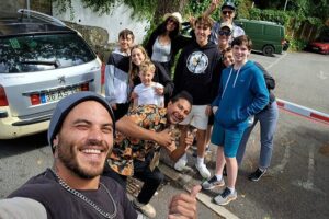 Sintra All Palaces: Aguda, Azenhas do Mar and Praia da Maçã - Stop 1: Fonte da Sabuga and the way Sintra stories start