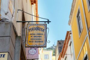 Sintra EXCLUSIVE Private Day Trip by Car with a Private Guide - Monserrate Palace: a quick stop that sets the mood