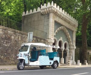 Sintra: Private Sightseeing Tuk Tuk Tour - Getting on board: Parque da Liberdade and easy pick-up options