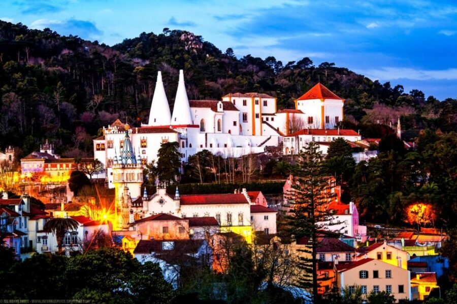 Sintra: Private Tour with Guided Pena Palace Experience - Pena Palace Without the Headache: What This Tour Is Built For
