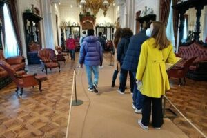 Tuk Tuk Transfer With Sintra Pena Ticket From Meeting Point - Park and National Palace of Pena: what to expect once you arrive